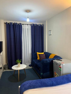 Cyro suites